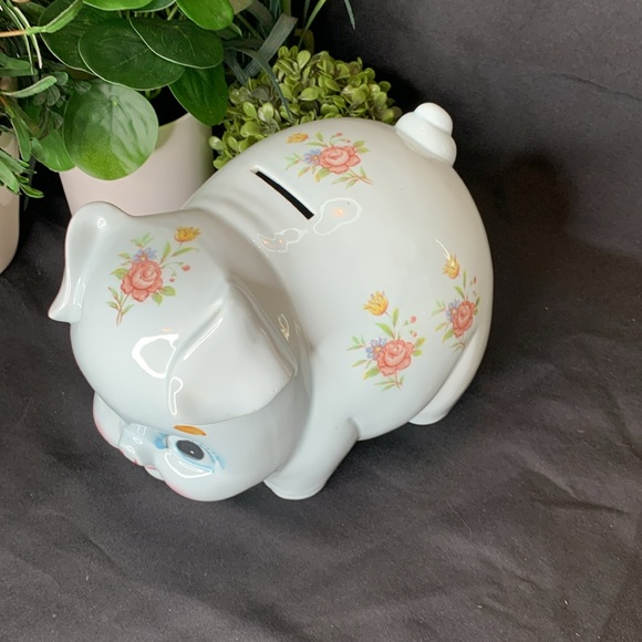 Vintage Hand Painted Lefton pale blue piggy bank with flowers - Picture 10 of 11